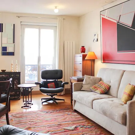 Apartment T2 Of 48 M2 Near The Catacombs Of *